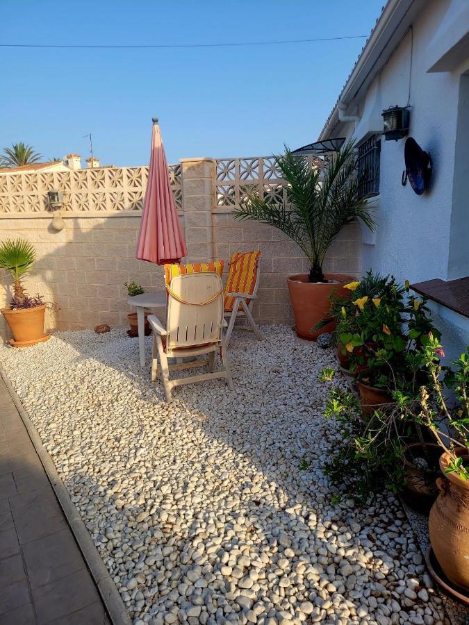 Вилла Casa Bella Ла-Кала-де-Михас Экстерьер фото