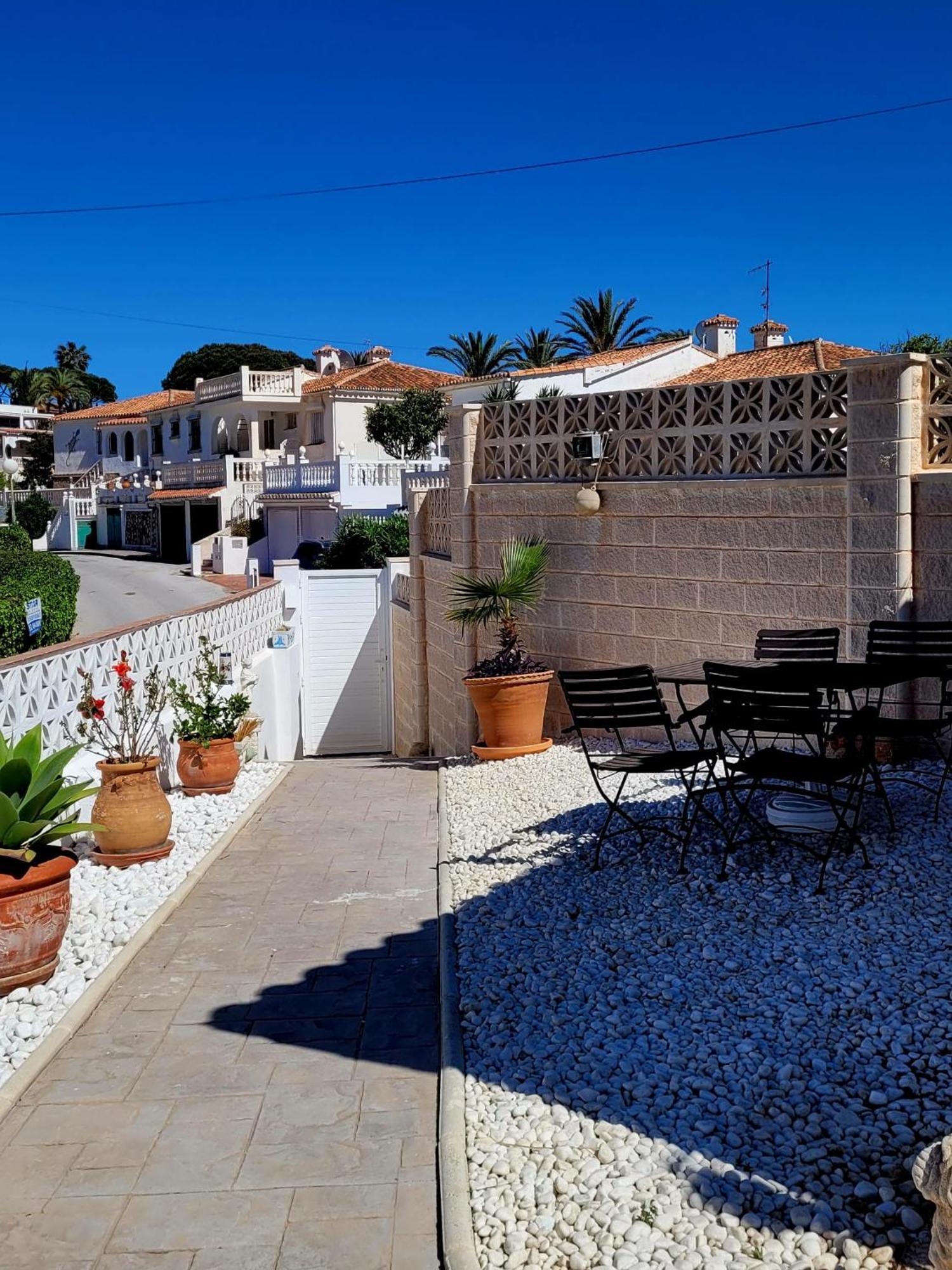 Вилла Casa Bella Ла-Кала-де-Михас Экстерьер фото